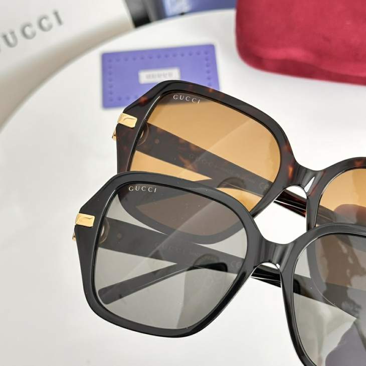 Picture of Gucci Sunglasses _SKUfw79398835fw